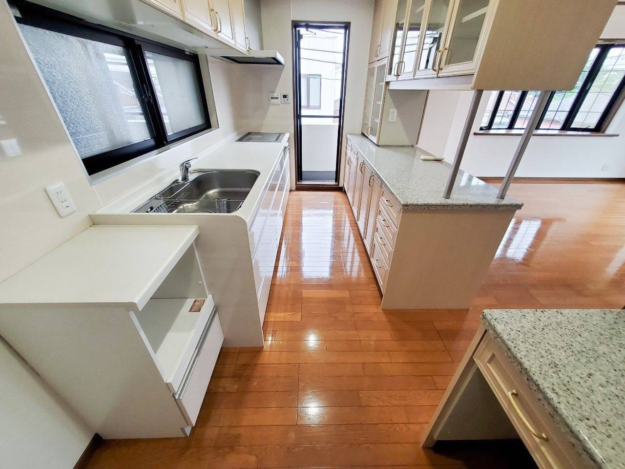 年末に向けて大掃除！不用品回収、査定鑑定、ハウスクリーニング　習志野市